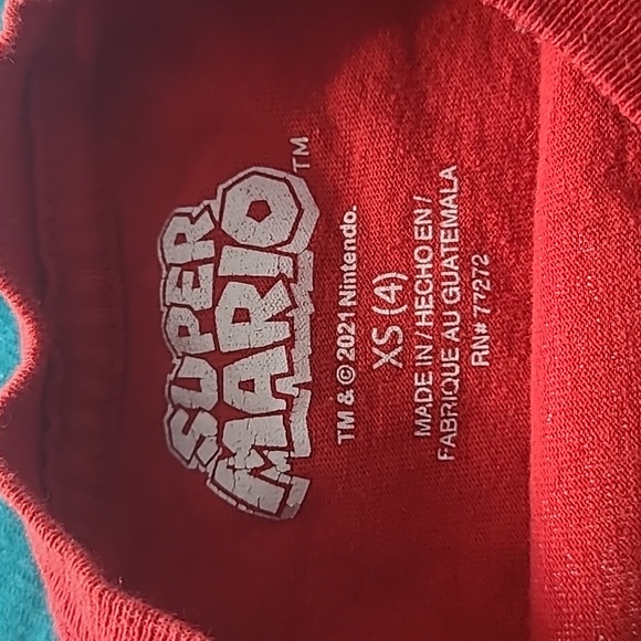 Super Mario Tshirt - Picture 4 of 5